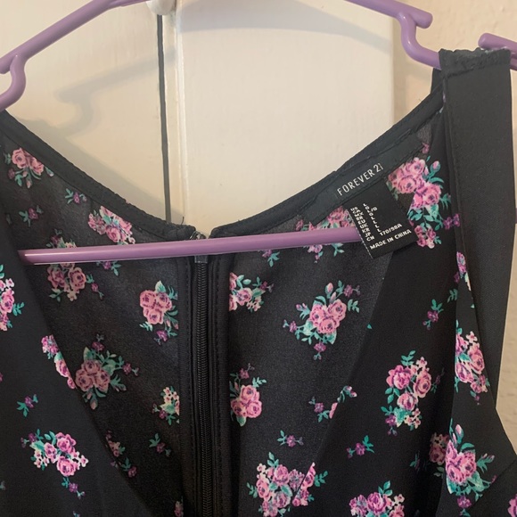 Forever 21 Black Floral Dress Size L - Picture 3 of 3